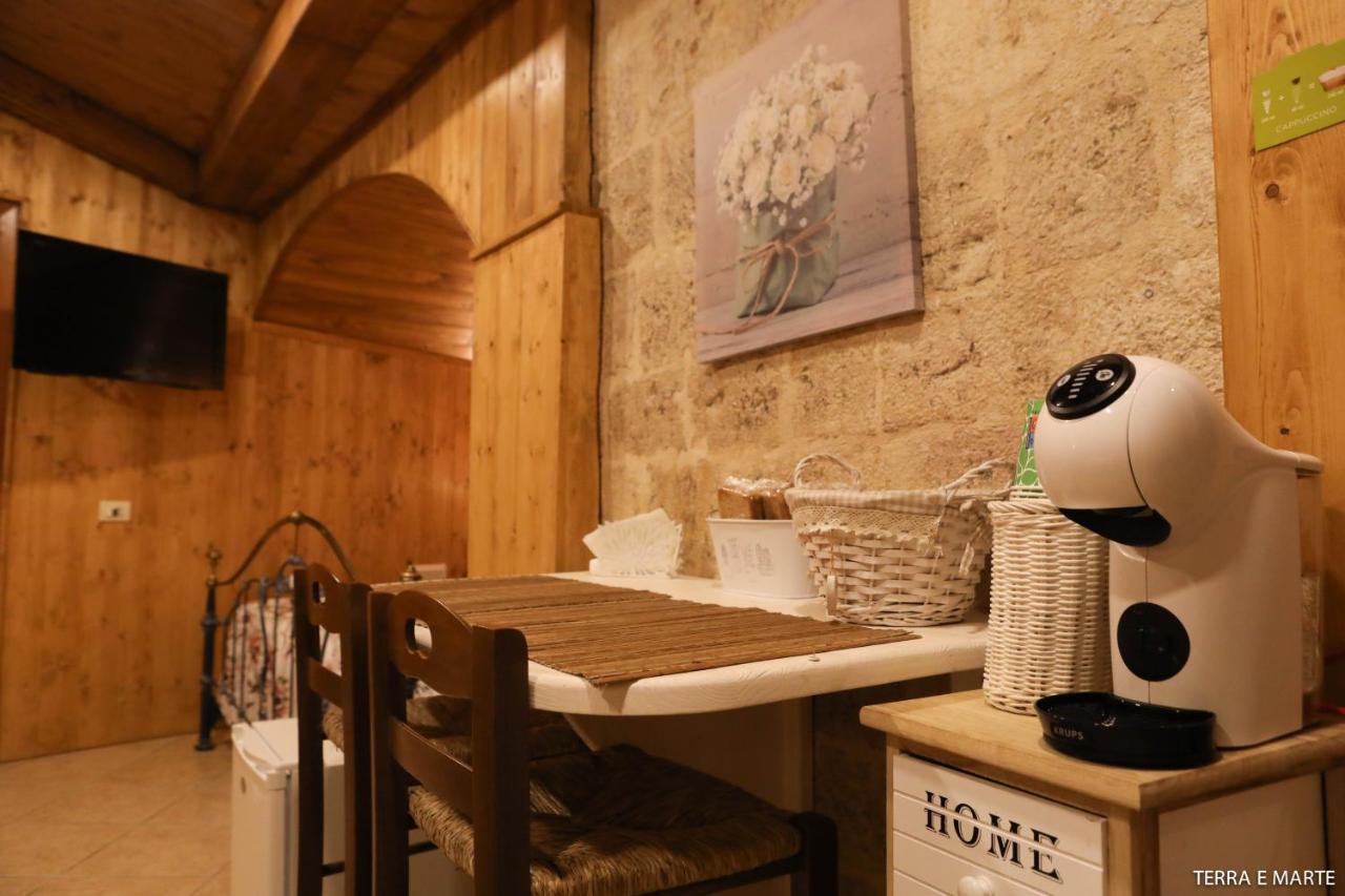 Terra E Marte Baita Nella Roccia Bari Ngoại thất bức ảnh